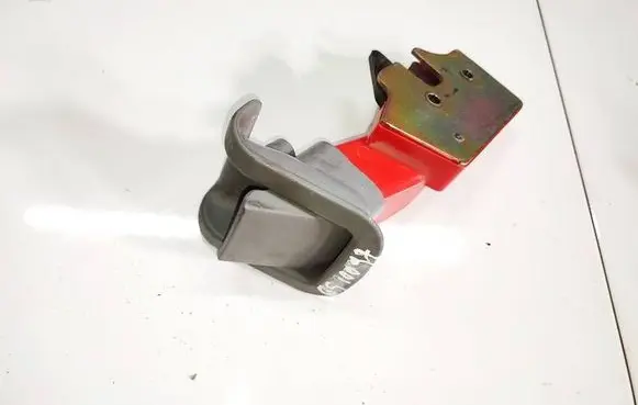 Jeep Cherokee Seat back rest lock catch 527347