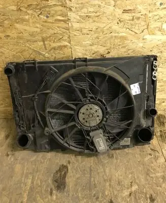 BMW 1 E81 E87 Radiator set 