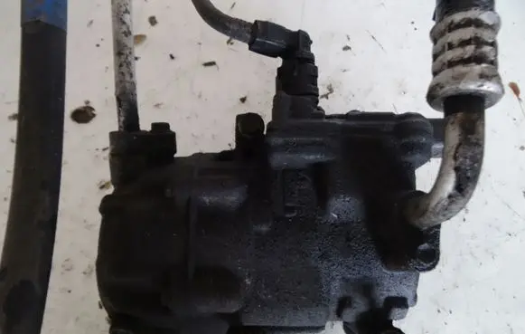 Toyota Prius (XW30) Air conditioning (A/C) compressor (pump) 0422000420