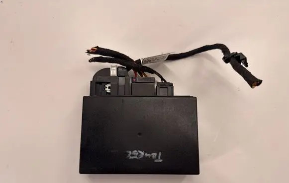 Volkswagen Touareg II Tow bar trailer control unit/module 4F0937731 4H0907383 4H0907383M