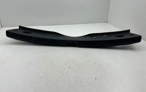 Toyota Avensis T270 Trunk/boot sill cover protection 5838705100