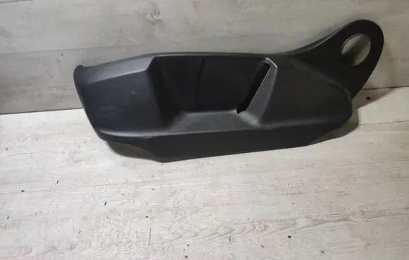 Volkswagen Touran III Seat trim 510881313H
