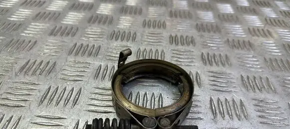 Volvo XC60 Muffler pipe connector clamp 31319192
