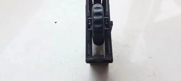Headlight level height control switch