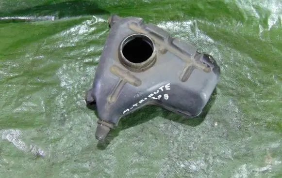 Mazda Tribute Intake resonator 