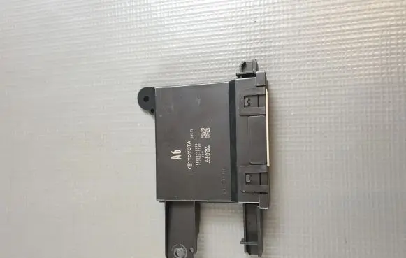 Toyota RAV 4 (XA50) Air conditioning/heating control unit 8865042720