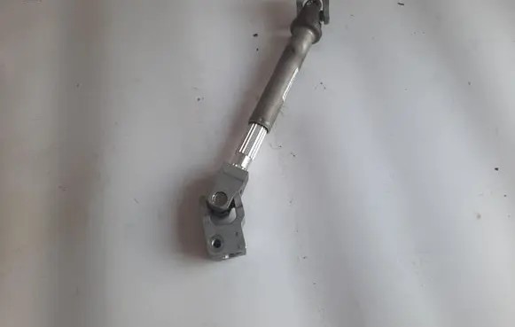 Mercedes-Benz CLA C117 X117 W117 Steering column universal joint A2464600409