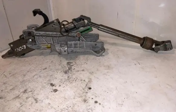 Volvo XC70 Steering rack 31302696 C477