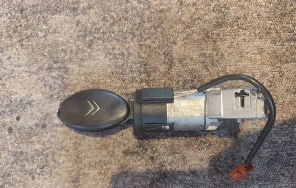 Citroen C5 Ignition lock 9648445180