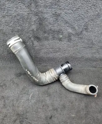 Volkswagen PASSAT B7 Engine coolant pipe/hose 3AA122051A N90692901 1K0121101DB