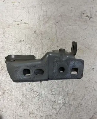Land Rover Discovery Sport Other engine bay part FK7216150AC