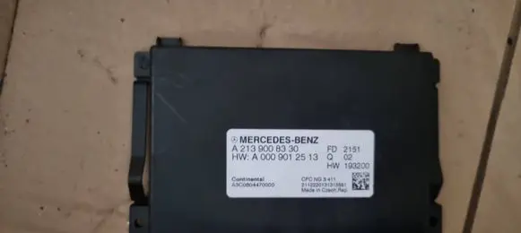 Mercedes-Benz E W213 Other control units/modules A2139008330 A0009012513