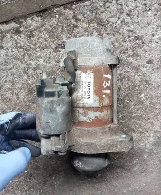 Toyota Avensis T250 Starter motor 281000R010
