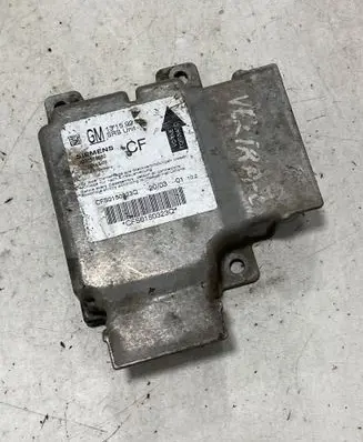 Opel Vectra C Airbag control unit/module 330518650 CFS0150323Q CFS01509323C
