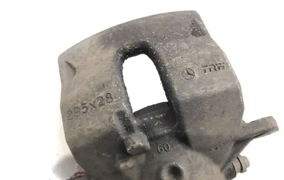 Mercedes-Benz E W212 Front brake caliper 