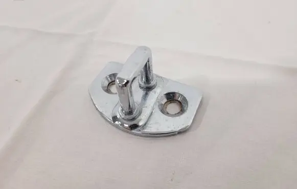 Renault Captur Front door lock loop/hook striker 825705229R 05918