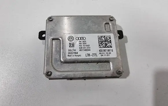 Volkswagen PASSAT B8 Headlight ballast module Xenon 4G0907697G 28357968 401140244