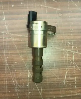Renault Megane II Camshaft vanos timing valve 108674