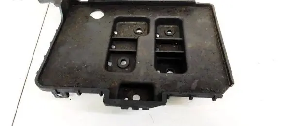 KIA Sportage Battery box tray 371502y200 37150-2y200