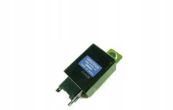 Mitsubishi Galant Window wiper relay mr122508
