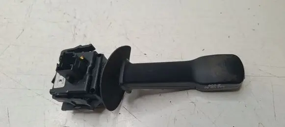 BMW 7 E38 Indicator stalk 8352172 01100410