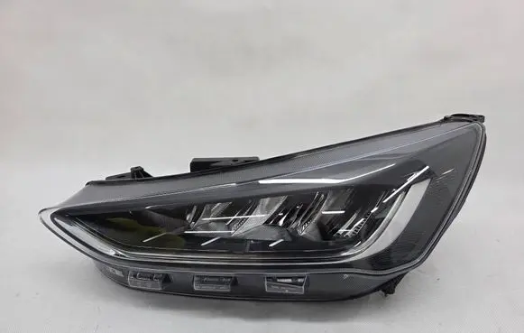 Ford Focus Headlight/headlamp NX7B-13E015-CF SPNX7B-13E015-CF