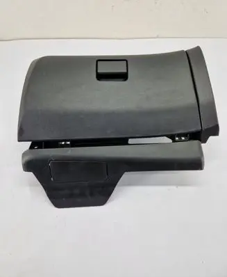 Nissan Navara D23 Glove box 689644KJ5A