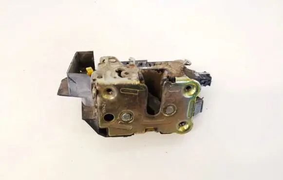 Renault Laguna I Rear door lock