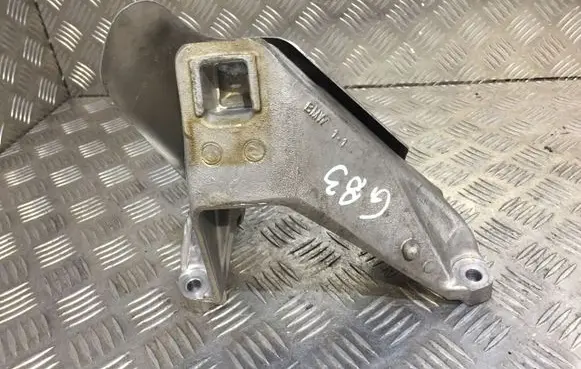 BMW M3 G80 Engine mount bracket 8053542