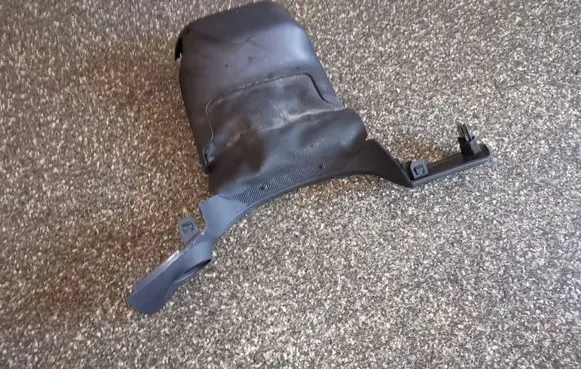 Steering wheel column trim