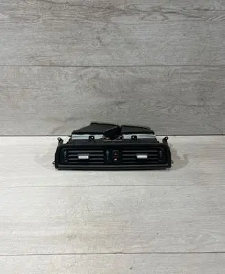 BMW 5 F10 F11 Dash center air vent grill 9192897 0762213