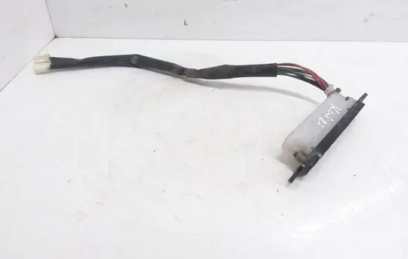 Mazda MPV Sliding door contact joint 021203