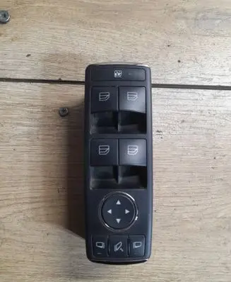 Mercedes-Benz C W204 Electric window control switch A2128208310