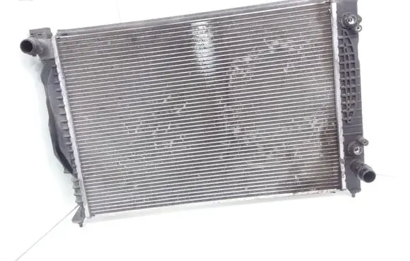 Audi A6 S6 C5 4B Coolant radiator