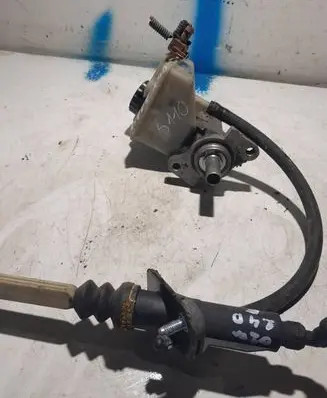 Brake fluid reservoir