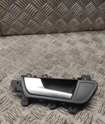 Audi A5 8T 8F Front door interior handle 8k0837019