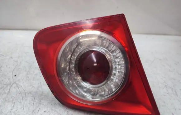 Volkswagen PASSAT B6 Tailgate rear/tail lights 1K5945093