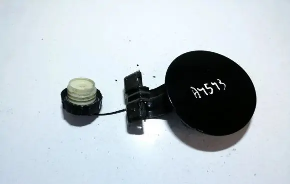 Mitsubishi Lancer X Fuel tank cap