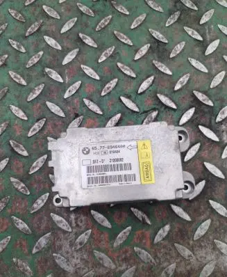 BMW 5 E60 E61 Airbag control unit/module 21000092 6946400 010404