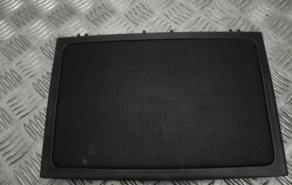 KIA Sorento Dash center speaker trim cover 847152P110