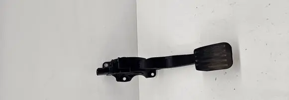 Ford S-MAX Accelerator throttle pedal 6G929F836JD