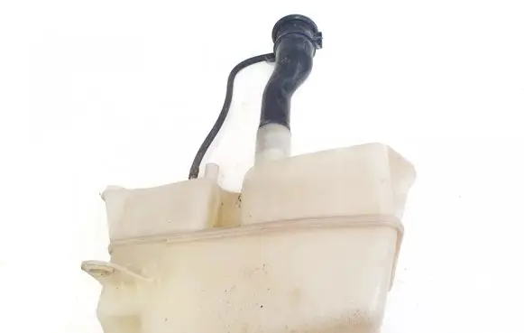 Volvo C70 Windshield washer fluid reservoir/tank 9178737