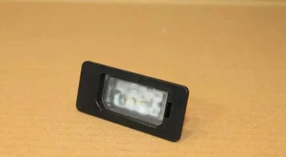 BMW 2 G42 Number plate light 9481841