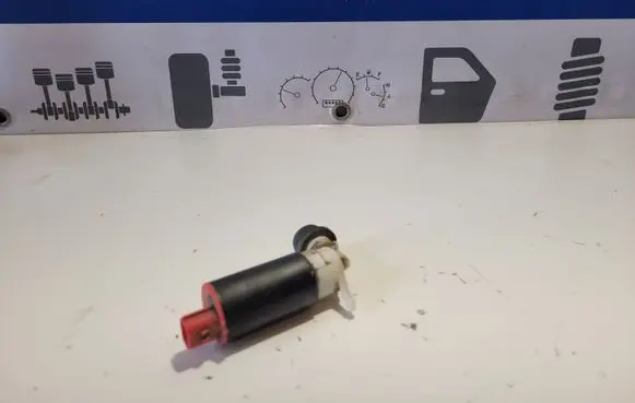 Toyota Corolla E120 E130 Windscreen/windshield washer pump
