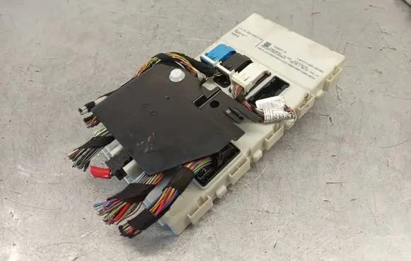 BMW 4 F32 F33 Central body control module 9325657 50E51AF04 13334