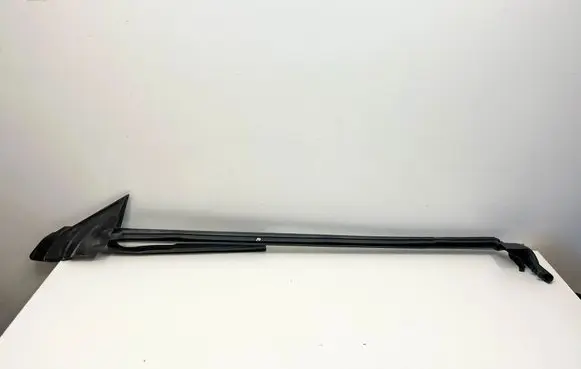 Mercedes-Benz SL R231 Door glass trim A2317207400 2317207400