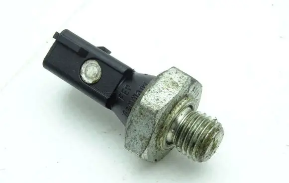 Mercedes-Benz A W169 Oil pressure sensor A0051537828 GBIMPORT