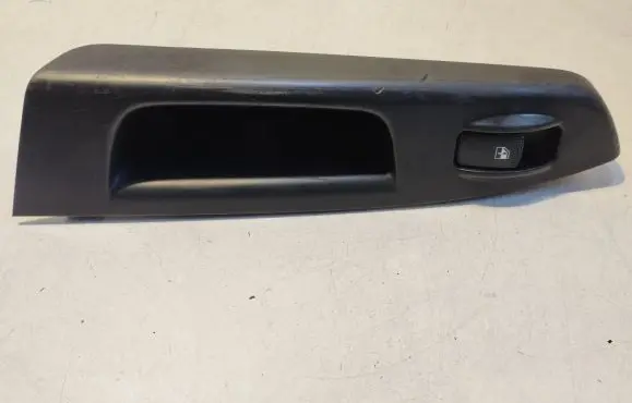 Hyundai Getz Quarter vent window switch 935801C020