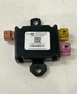 Jaguar XJ X351 USB control unit FW9319010BC