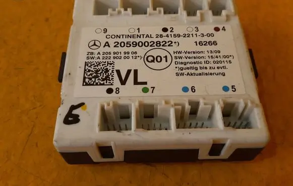 Mercedes-Benz C W205 Door control unit/module A2059002822